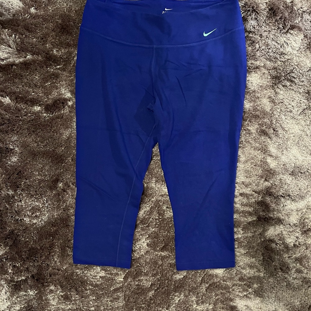 Nike cropped Workout leggings
